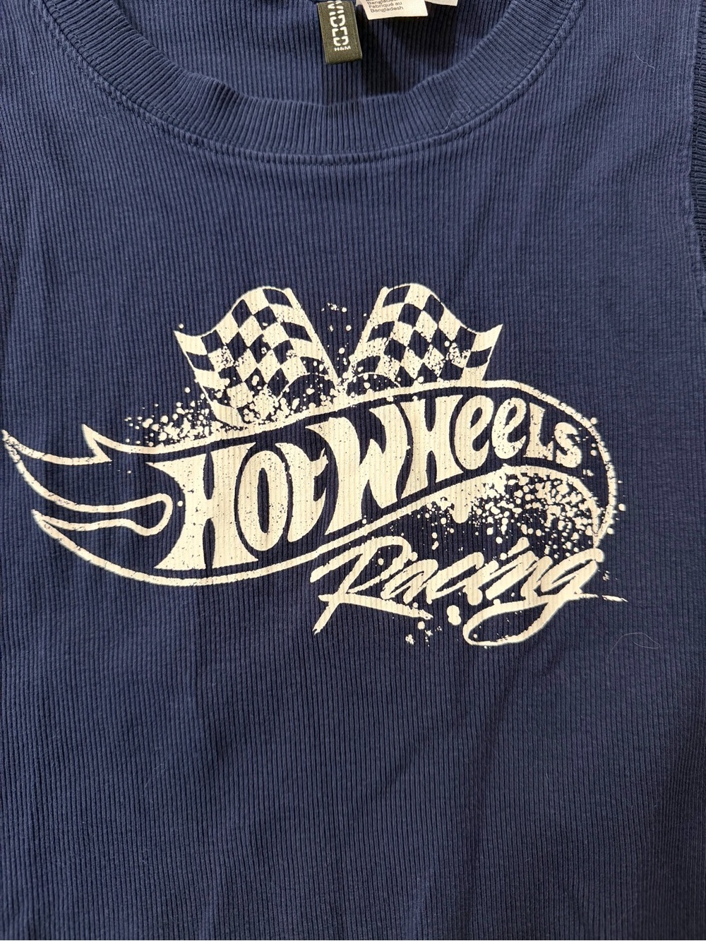 Hot Wheels Racing Tank - Picture 2 of 4